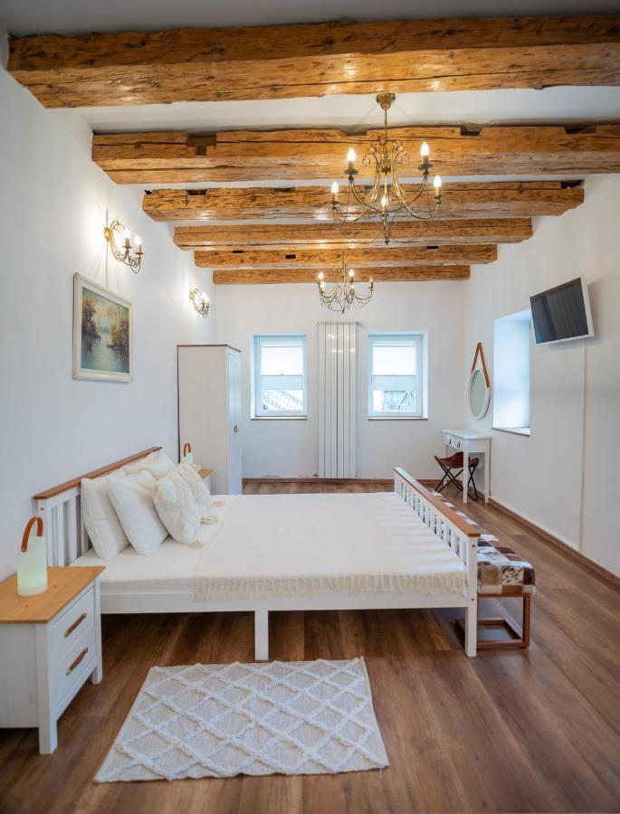 Fernweh Haus Brasov 호텔 외부 사진